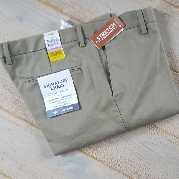 DOCKERS Signature Khaki Pants 38x30 Slim Tapered - Picture 2 of 4